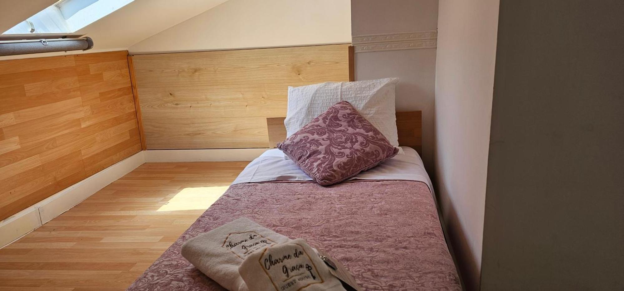Graca Guest House Lisbon Room photo